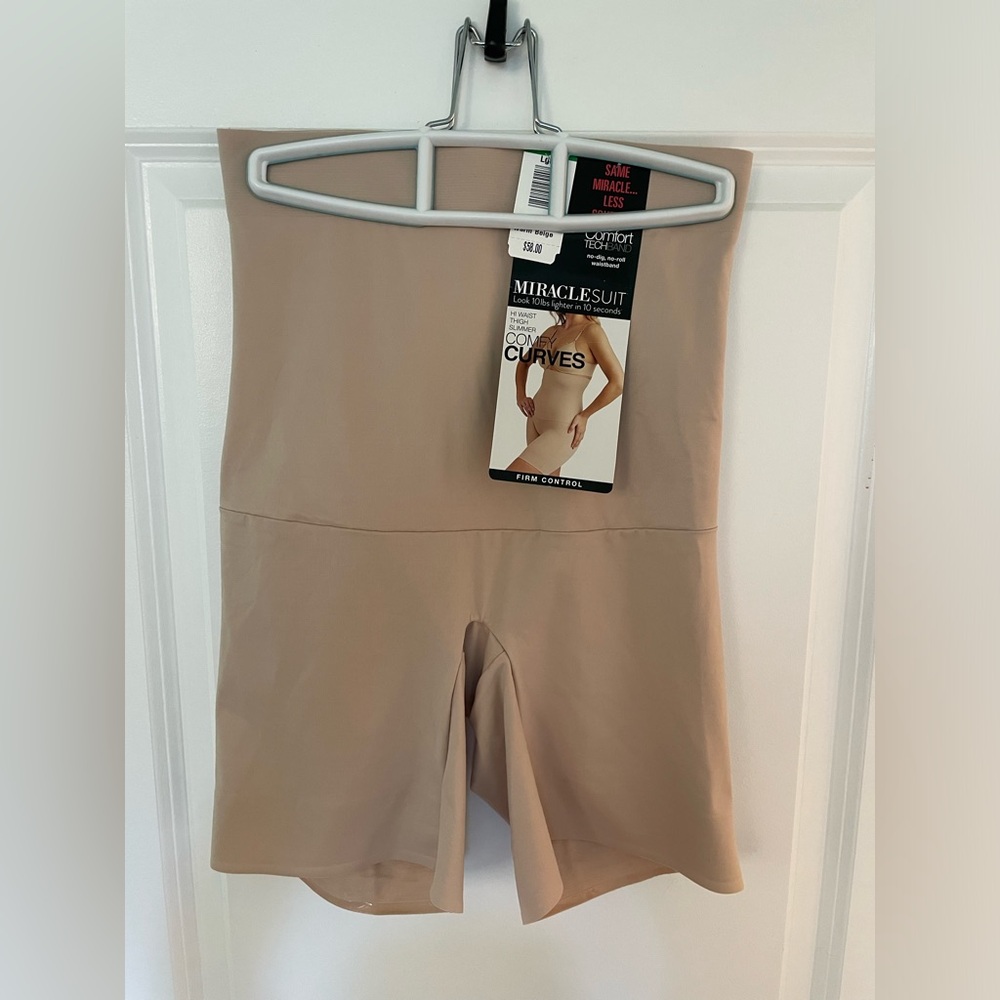 NWT Miracle Suit Comfort Tech Band Firm Control Shapewear in Warm Beige Size L